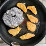 ささみを焼いているフライパン